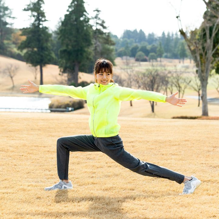 冬のラウンド前にすると体が温まる！ ティーイングエリアで超簡単にできるヨガ