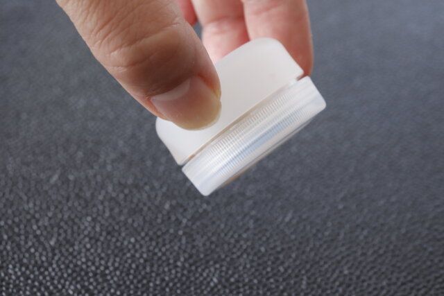セリアのパッキン付きクリームケースは液漏れしない
