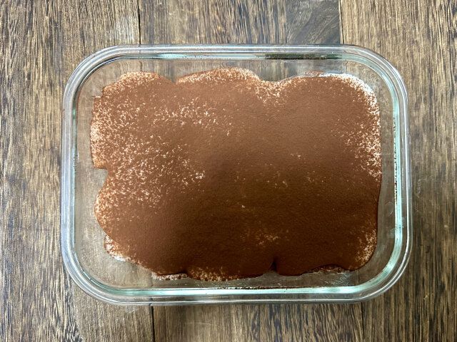 チョコパイバナナティラミス レシピ ココアを振る