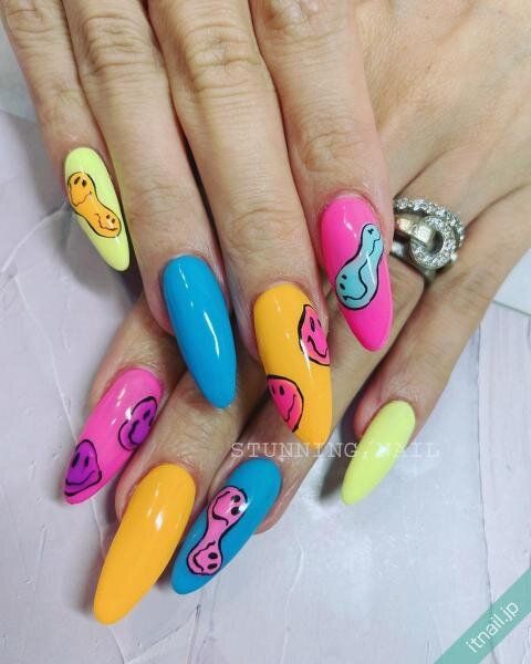 STUNNING NAILが投稿したネイルデザイン [photoid:I0116066] via Itnail Design (725496)