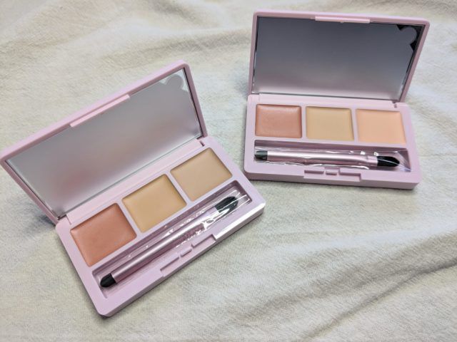 コンシーラー パレットの写真