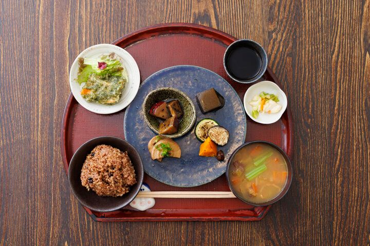 もちもちで栄養満点の「寝かせ玄米」で、心と体が喜ぶ暮らしを／蔵前「YUWAERU本店」