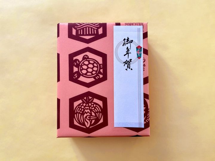 ご利益満点！まるで工芸品のような遠州名物「亀まんじゅう」【旅するデザイナーがおすすめする旅先でのお土産たち！】