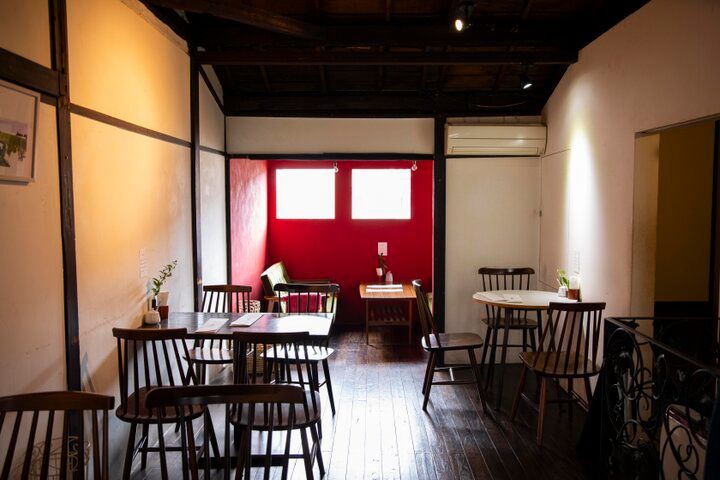 レトロな雰囲気で自家焙煎コーヒーを味わう♪雑司ヶ谷鬼子母神参道「キアズマ珈琲」