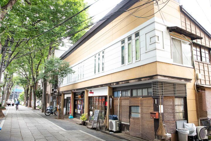 レトロな雰囲気で自家焙煎コーヒーを味わう♪雑司ヶ谷鬼子母神参道「キアズマ珈琲」