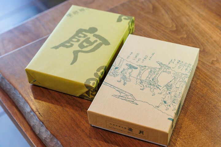 京都みやげで大人気の和菓子 「阿闍梨餅」を買いに満月本店へ