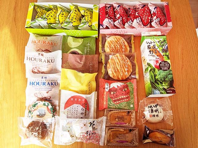 シャトレーゼ：通販限定！18種28個「迎春和洋菓子詰合せ」