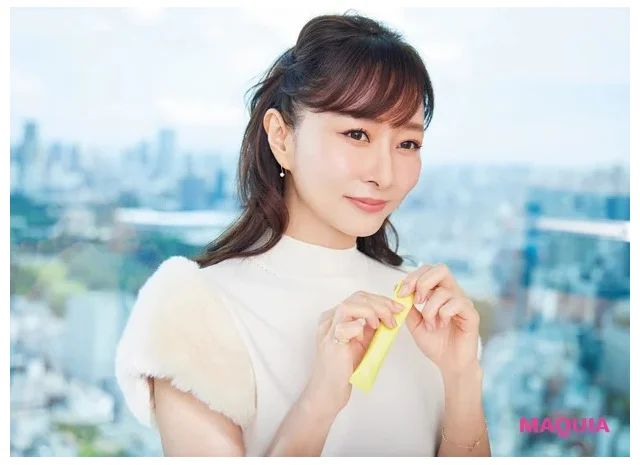 石井美保さんの昼の最新美容ルーティン_【16:00】帰宅前にも追いルミエージュ