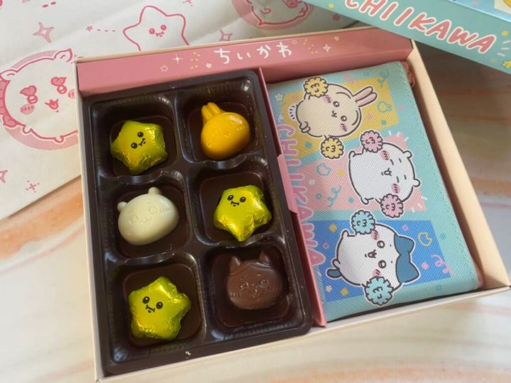 バレンタインチョコ2024「ちいかわポーチ＆チョコギフト」ポーチ