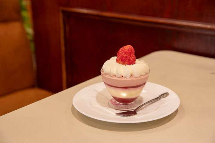 日本で最も古いとされる喫茶店、銀座「カフェーパウリスタ」で文豪たちが愛したコーヒーを味わう