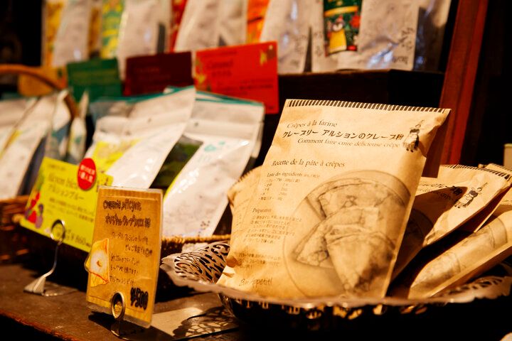 クラシックな洋館で本場のガレット＆クレープが味わえる大阪・難波の「クレープリー・アルション」