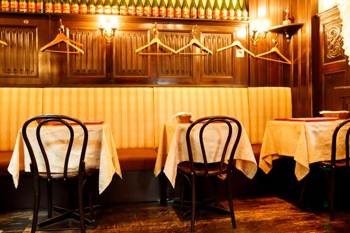 クラシックな洋館で本場のガレット＆クレープが味わえる大阪・難波の「クレープリー・アルション」