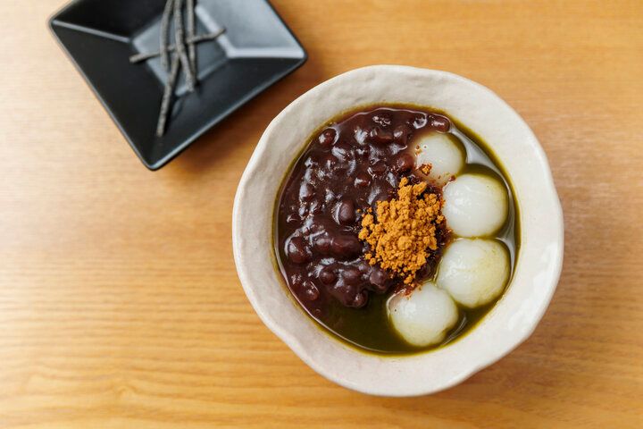 京都・河原町「永楽屋 本店」の喫茶室で、栗や抹茶の和スイーツにほっこり