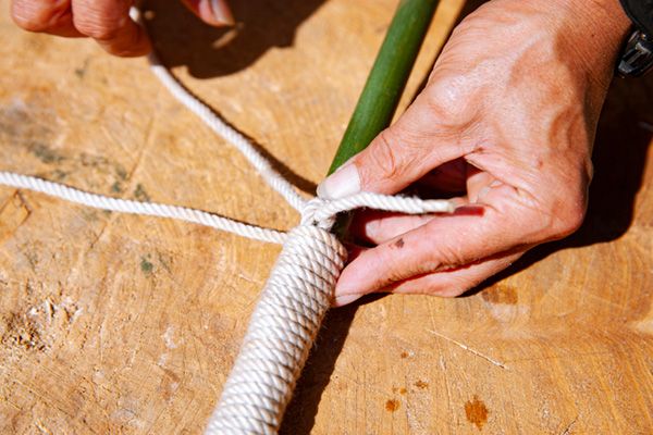 【知らないと損】どこにでもある植物からキャンプギアを作る！