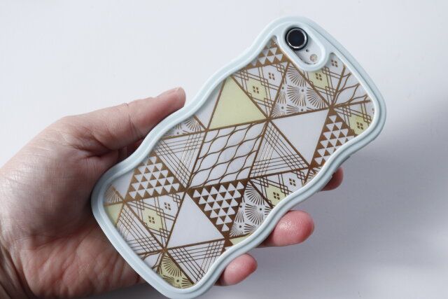 スマホケースに挟めるデザインペーパー
