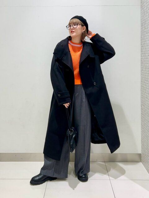 ロングコートのきれいめカジュアルコーデ