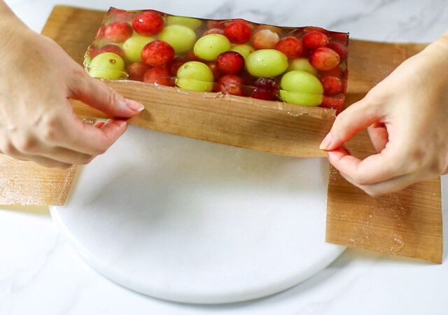 ぶどうゼリーテリーヌ レシピ 冷やし固めて型から抜く