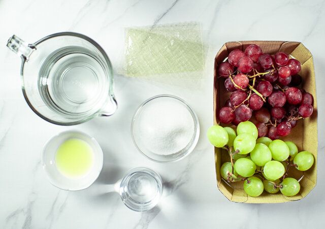 ぶどうゼリーテリーヌ レシピ 材料