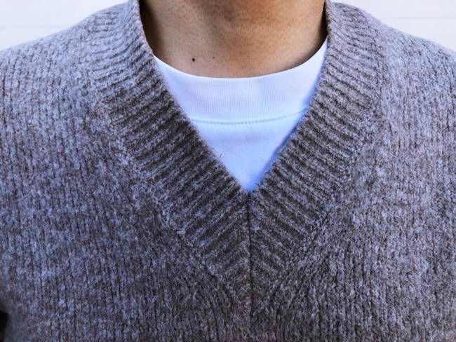 GU ブラッシュドヤーンVネックセーター（長袖） Vネック