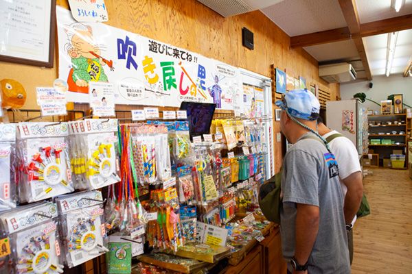 カスタマイズが神すぎる…！上級キャンパーのバンライフのインテリア作りを紹介！【人気記事】