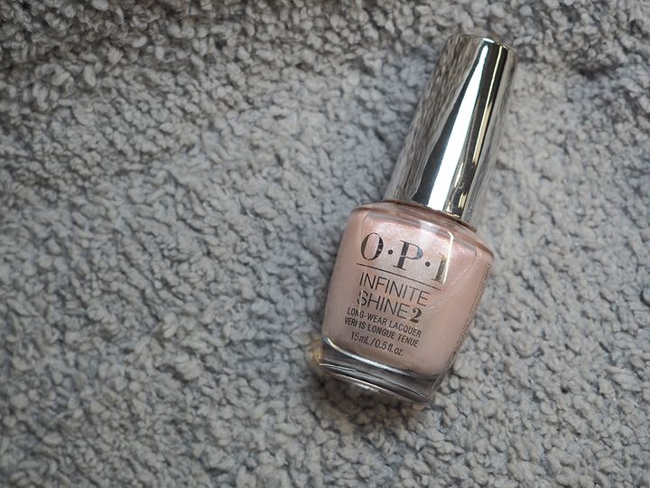 インフィニットシャイン Throw Me A Kiss／オーピーアイ