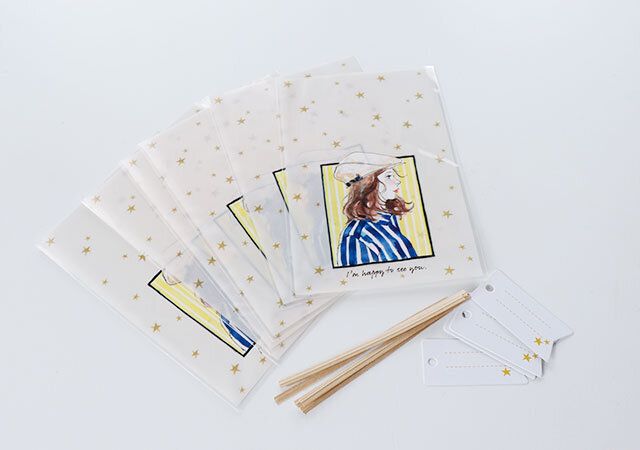 セリアのクリアバッグ S タグ付のデザイン違い