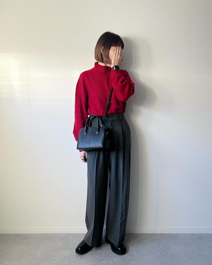 タックワイドパンツ×GUのブラックの「ウルトラストレッチボリュームソールブーツ」