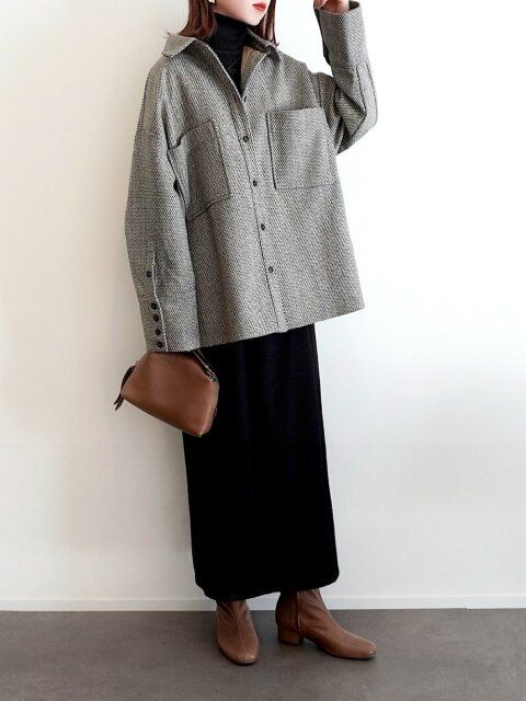 黒ワンピースコーデ