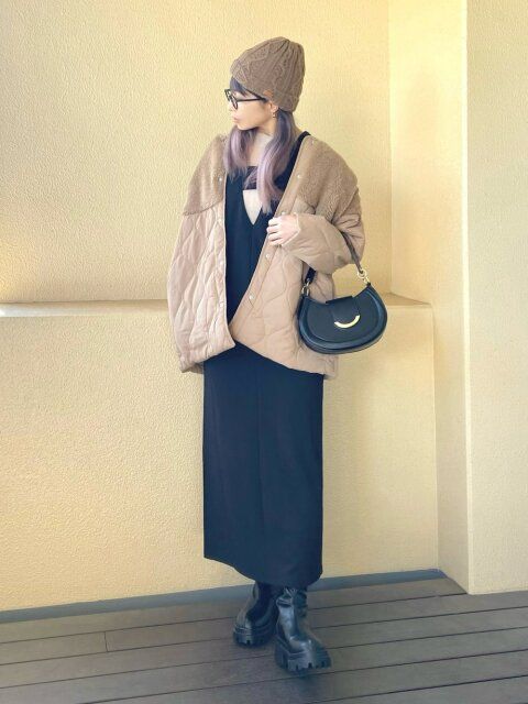 黒ワンピースコーデ
