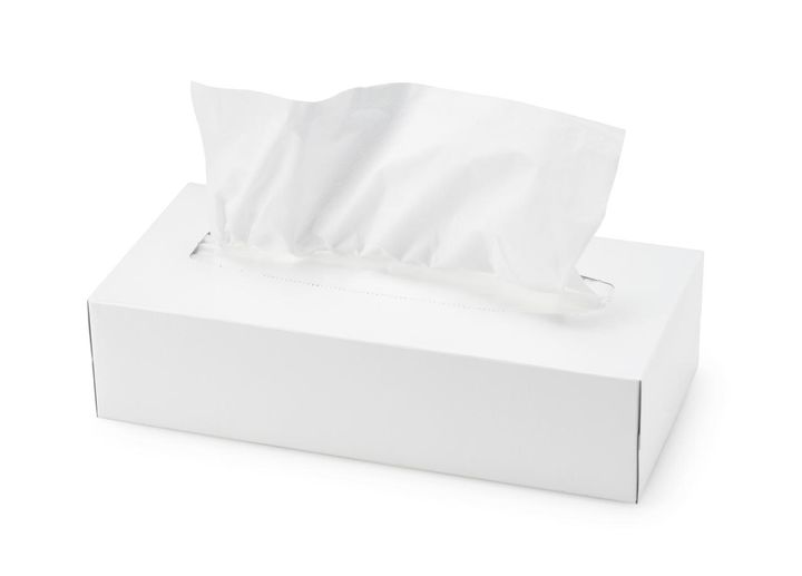 画像: 事前にティッシュなどでペン先を拭う