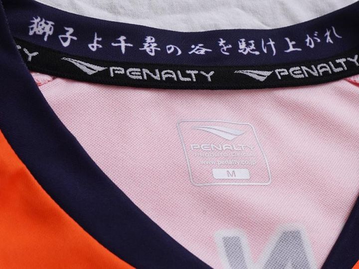 長野パルセイロが2024新ユニフォームを発表！ネイビーラインで“長野の山々”を表現