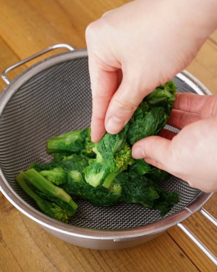 女性に嬉しい栄養素もたっぷり！菜の花の洋風白和え【料理家 あやかの旬野菜を使ったアペロおつまみ vol.4 〜レシピで旅するヨーロッパ〜】