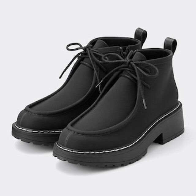 GUの黒シューズ