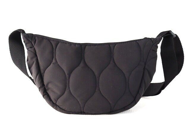 三日月ショルダーバッグのデザイン