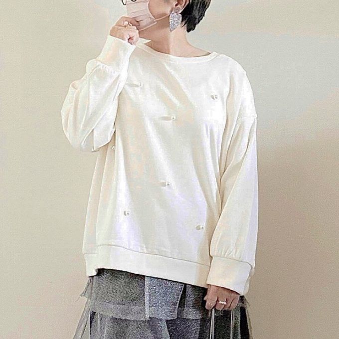 しまむらの「アクセ付きプルオーバー」