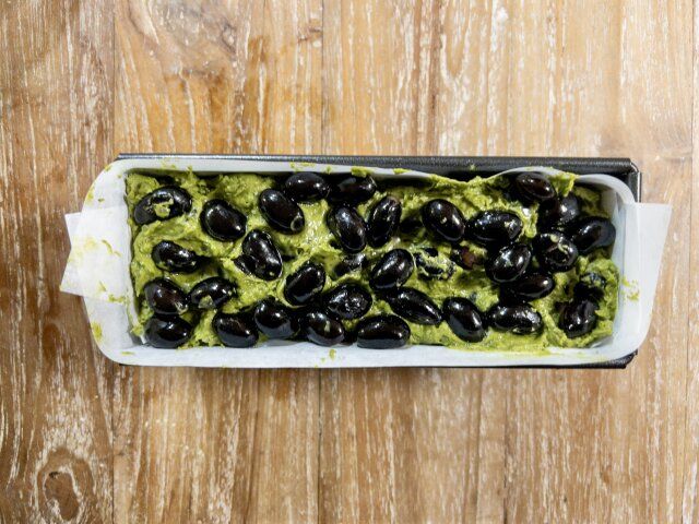 黒豆パウンドケーキ レシピ ケーキを焼く