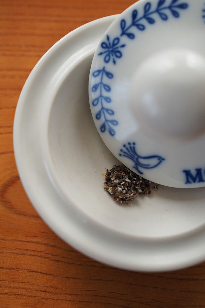 ホールやパウダーのカルダモンってどこで売ってるの？