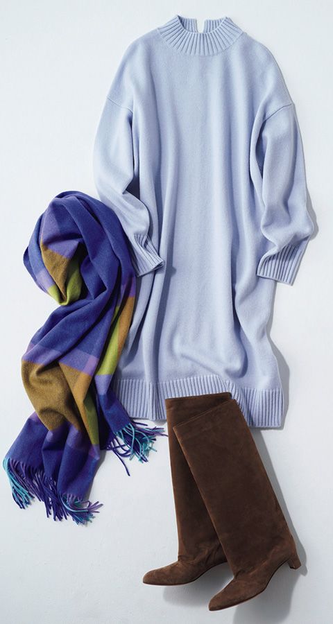 アンフィ―ロのニットワンピース ストールとロングブーツで防寒