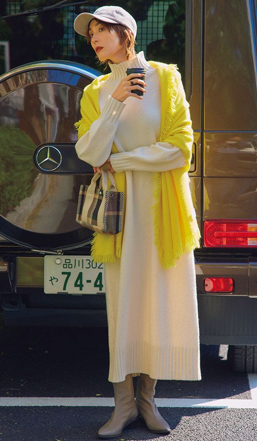 ニットワンピース 中にインナーやタイツを着こんで