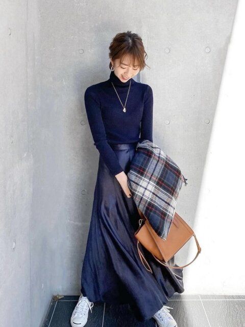 ネイビーは色味の選び方次第でめちゃ使える