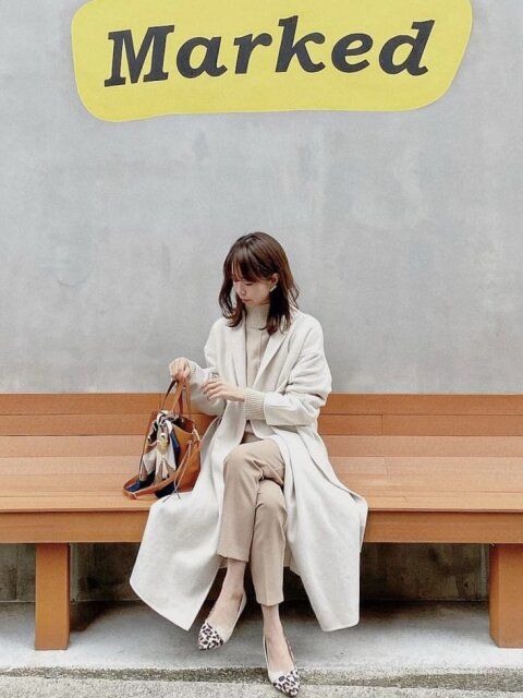 イエベが得意なアイボリー×ベージュ合わせ