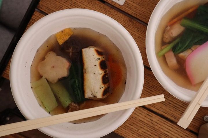 宮城県仙台市のキャンプ場IZUMI PEAK BASEでいただいたお雑煮