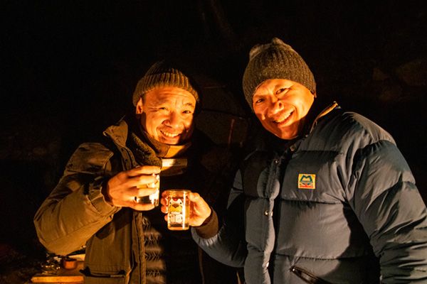 達人たちの冬キャンプを覗き見！焚き火で作る飲み会グルメ