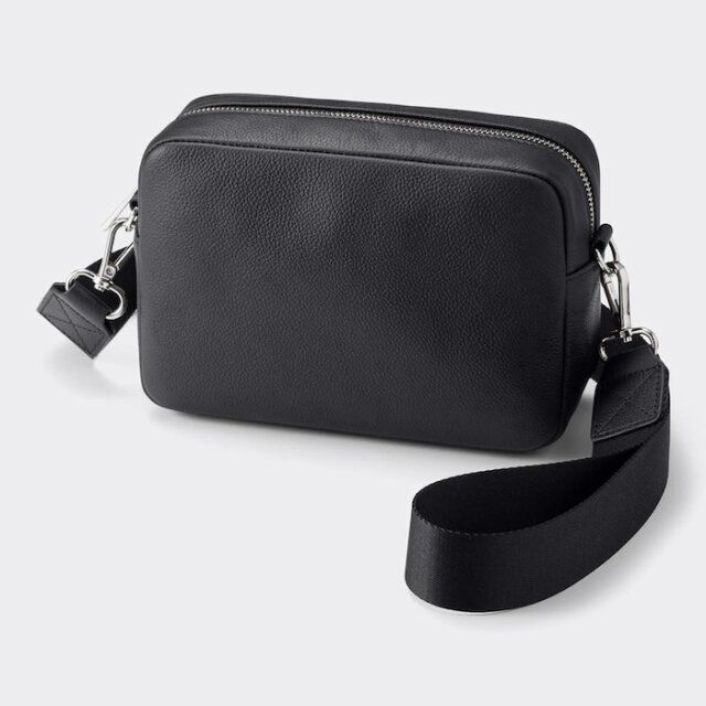 GUの値下げバッグ