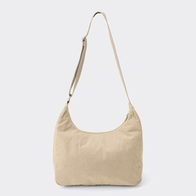 GUの値下げバッグ