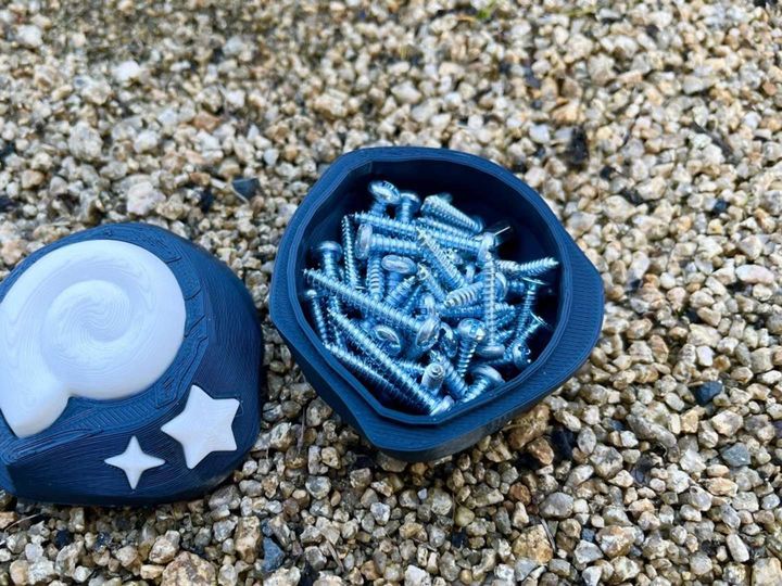 ネジを入れられる優れモノ