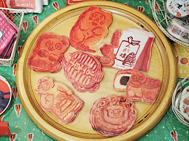 ゆるくて可愛い紙もの雑貨専門店「ペーパーメッセージ吉祥寺店」～選べる一輪挿しのカードにワクワク♪ ～