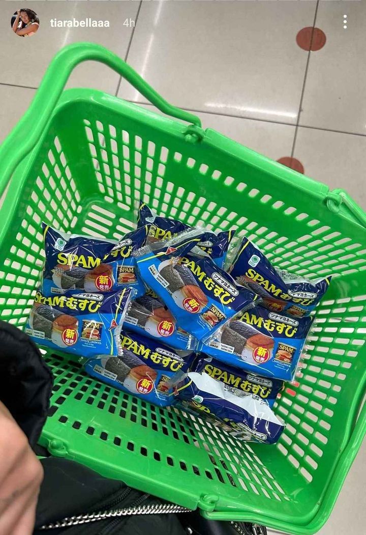 画像3: ブルーノ・マーズの姉が日本を観光