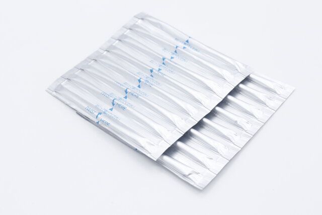 個包装になっているダイソーの歯磨き用綿棒