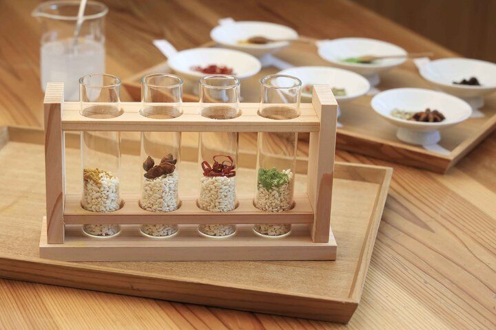 発酵の奥深さを体験できる京都「梅小路醗酵所」で、麹のワークショップや発酵ごはんを